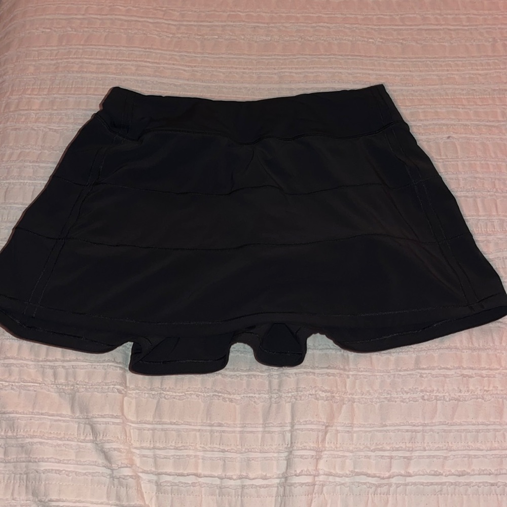 Black lululemon skirt